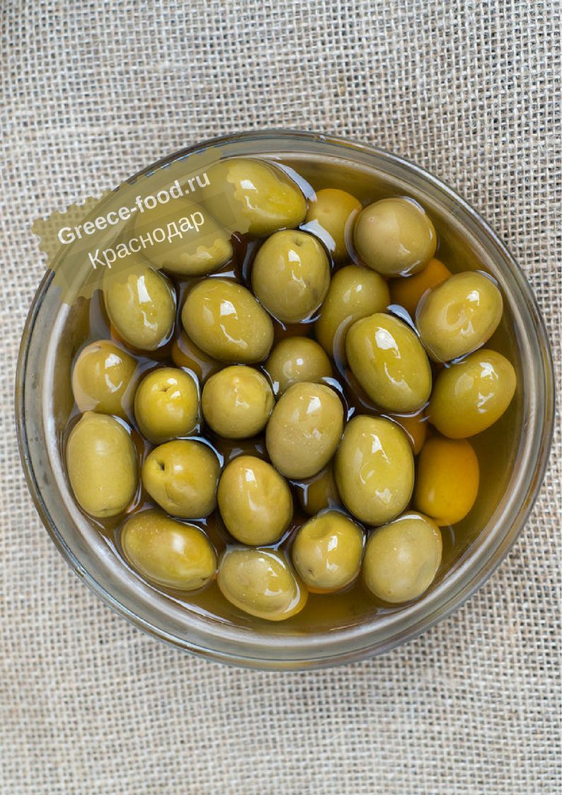 Оливки зеленые с косточкой, 1кг